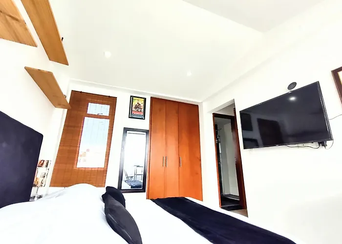 Habitacion Amplia Y Comoda Con Bano Privado