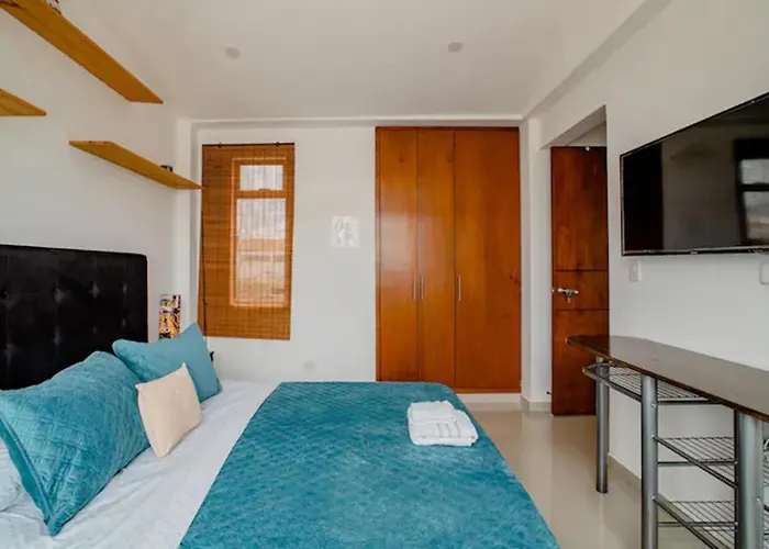 Habitacion Amplia Y Comoda Con Bano Privado